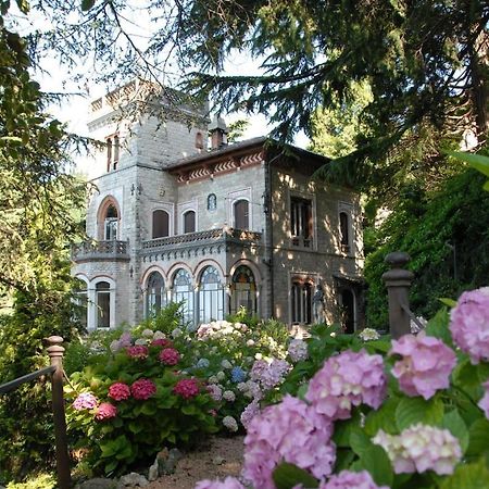 Il Parco E Gli Affreschi Apartment Varese Luaran gambar