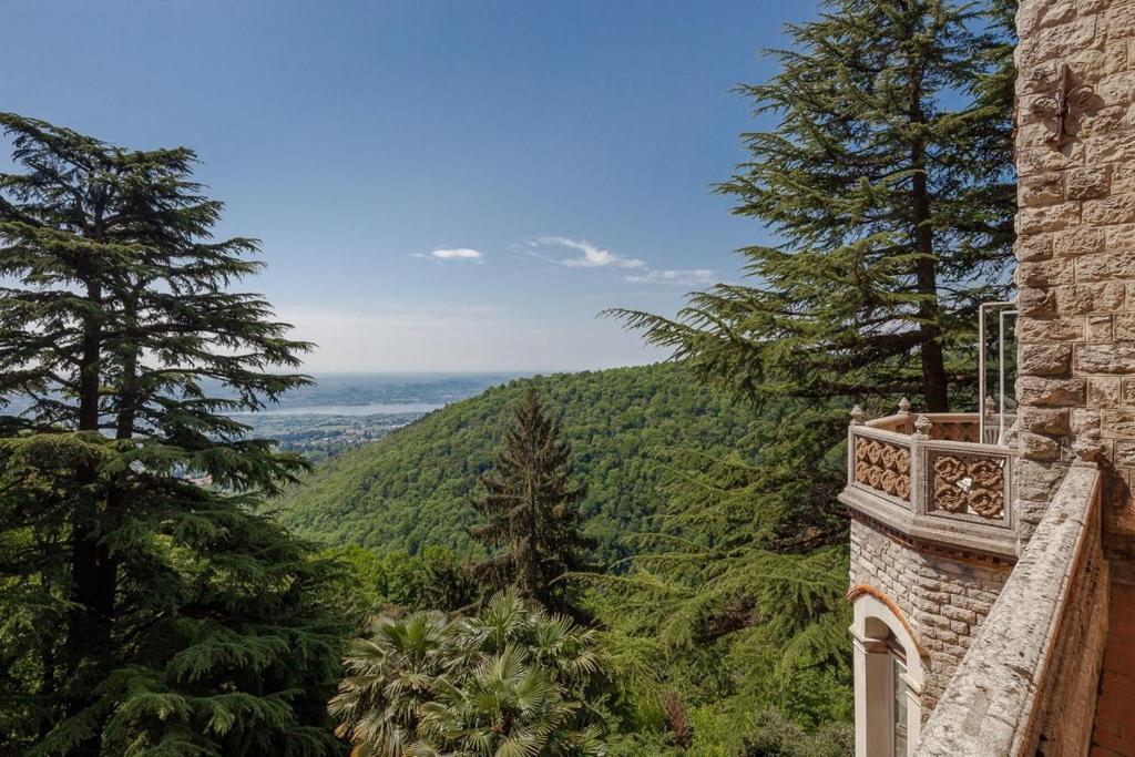 Il Parco E Gli Affreschi Apartment Varese Luaran gambar
